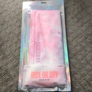foxybae ride or dry microfiber hair towel